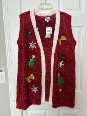 Major Major/ NWT/ Holiday Fuzzy Red Vest with White Trim / L